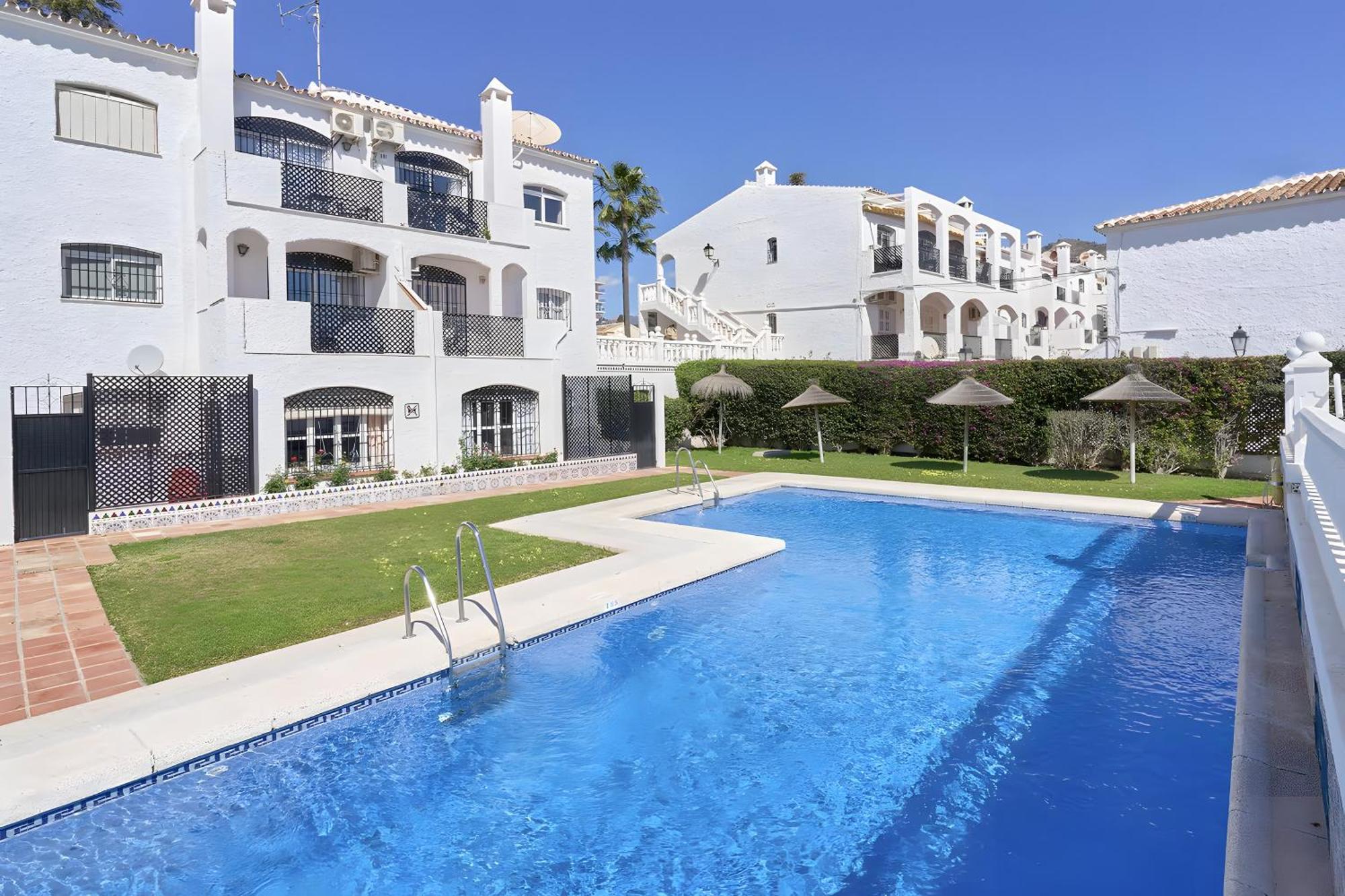 Willa Casa Lena Town House With Pool Nerja Zewnętrze zdjęcie
