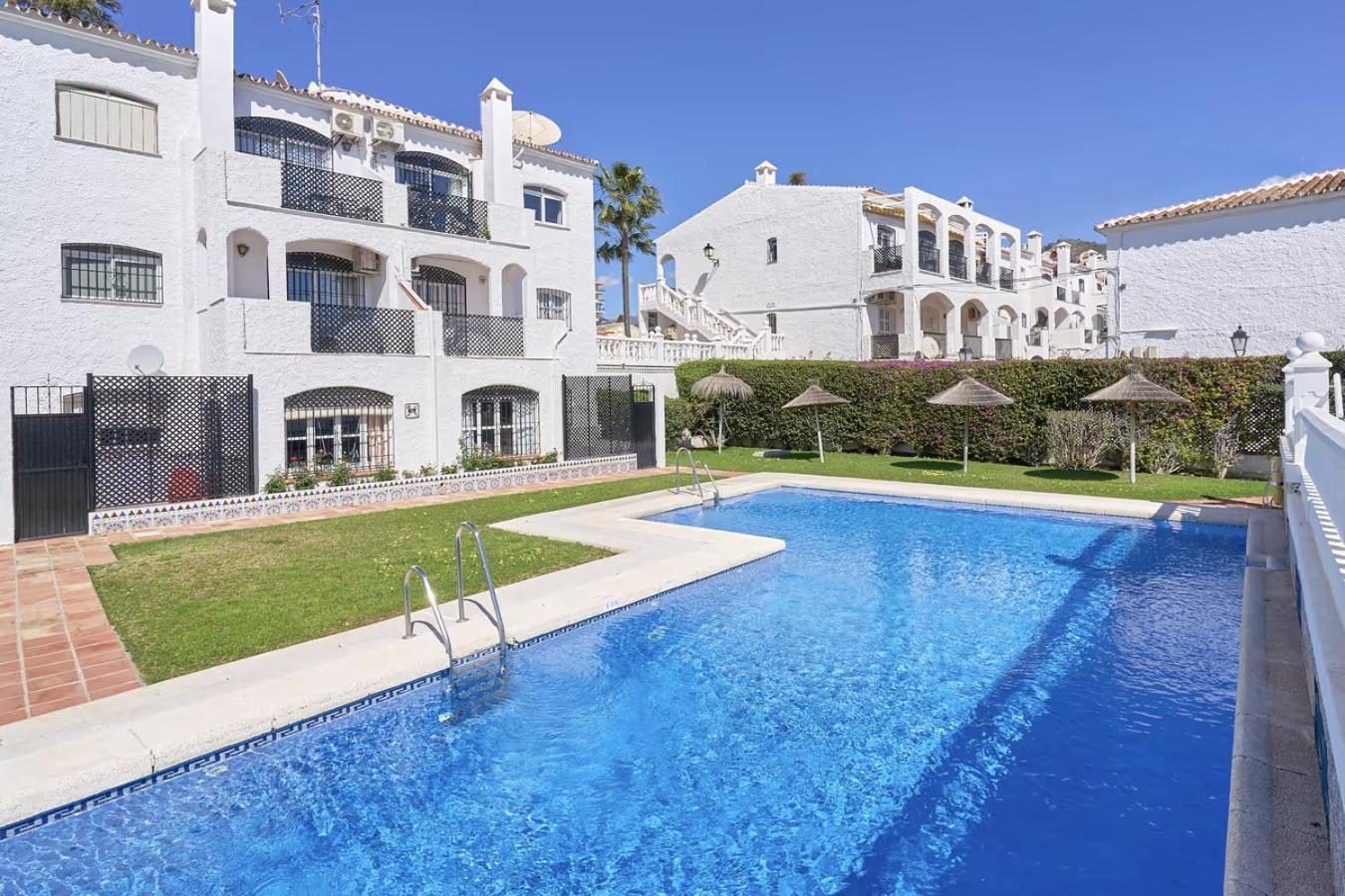 Willa Casa Lena Town House With Pool Nerja Zewnętrze zdjęcie