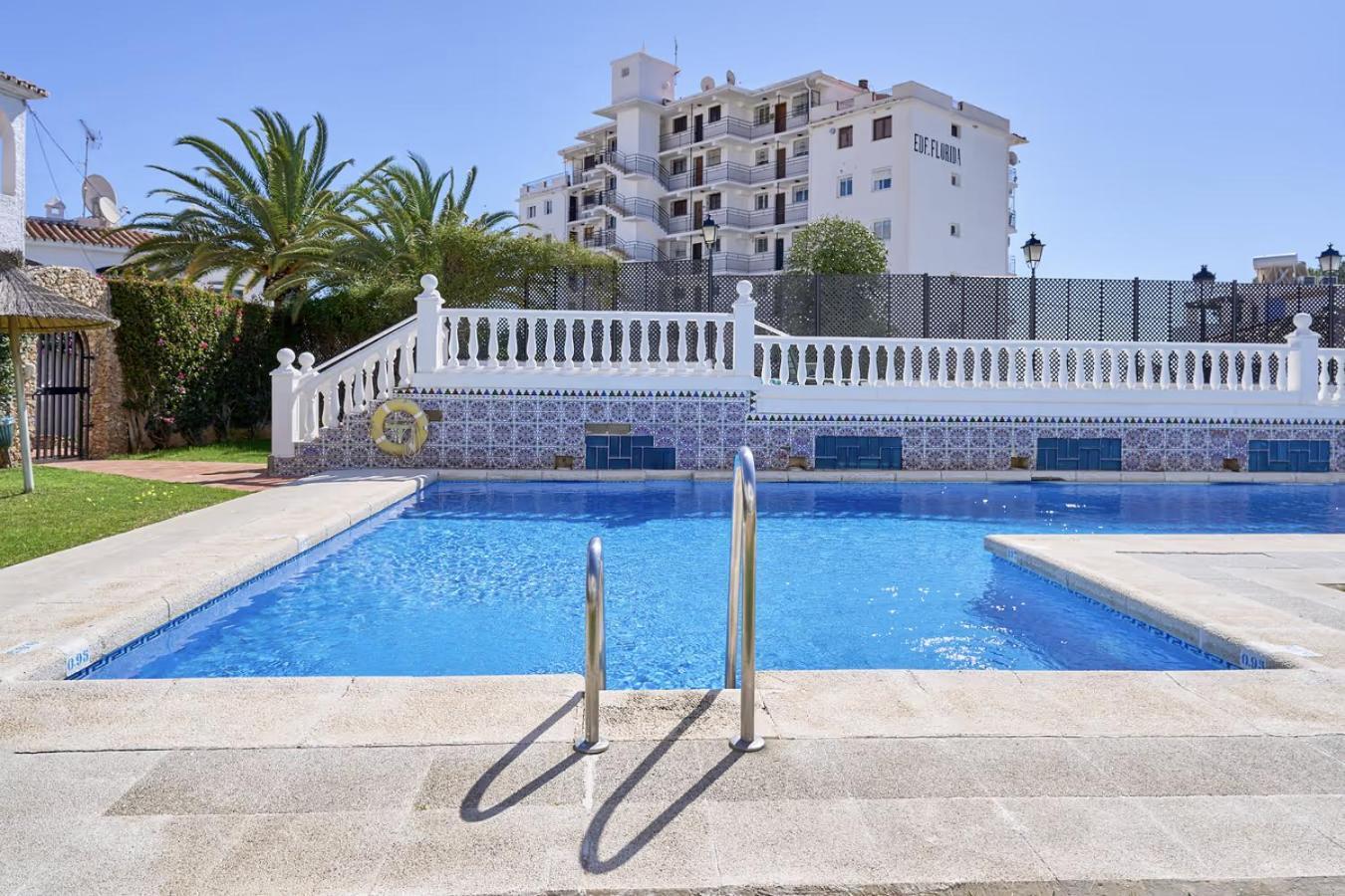 Willa Casa Lena Town House With Pool Nerja Zewnętrze zdjęcie
